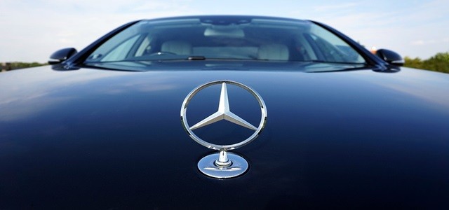 Mercedes Benz postpones the US launch of its first mass-market EV